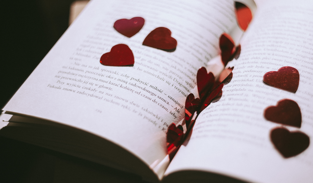 Hearts-scattered-on-the-book